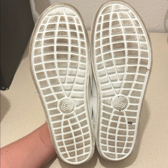 Groundies White Sneakers women size 40 - Picture 7 of 7